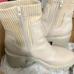 Bar III Cream Ankle Booties with Ribbed Detail